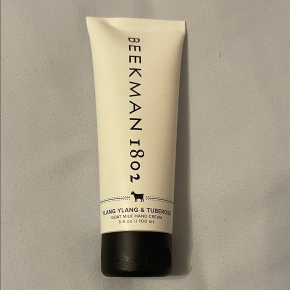 Beekman 1802 Other - Beekman 1802 White Hand Cream‎